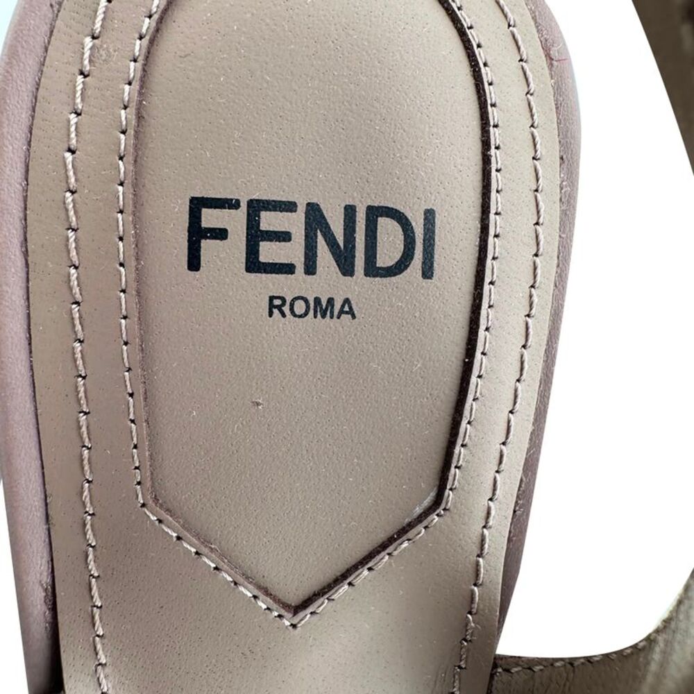 Fendi Fendi First Slingback Pumps in Beige Calf Leather - Picture 9 of 12